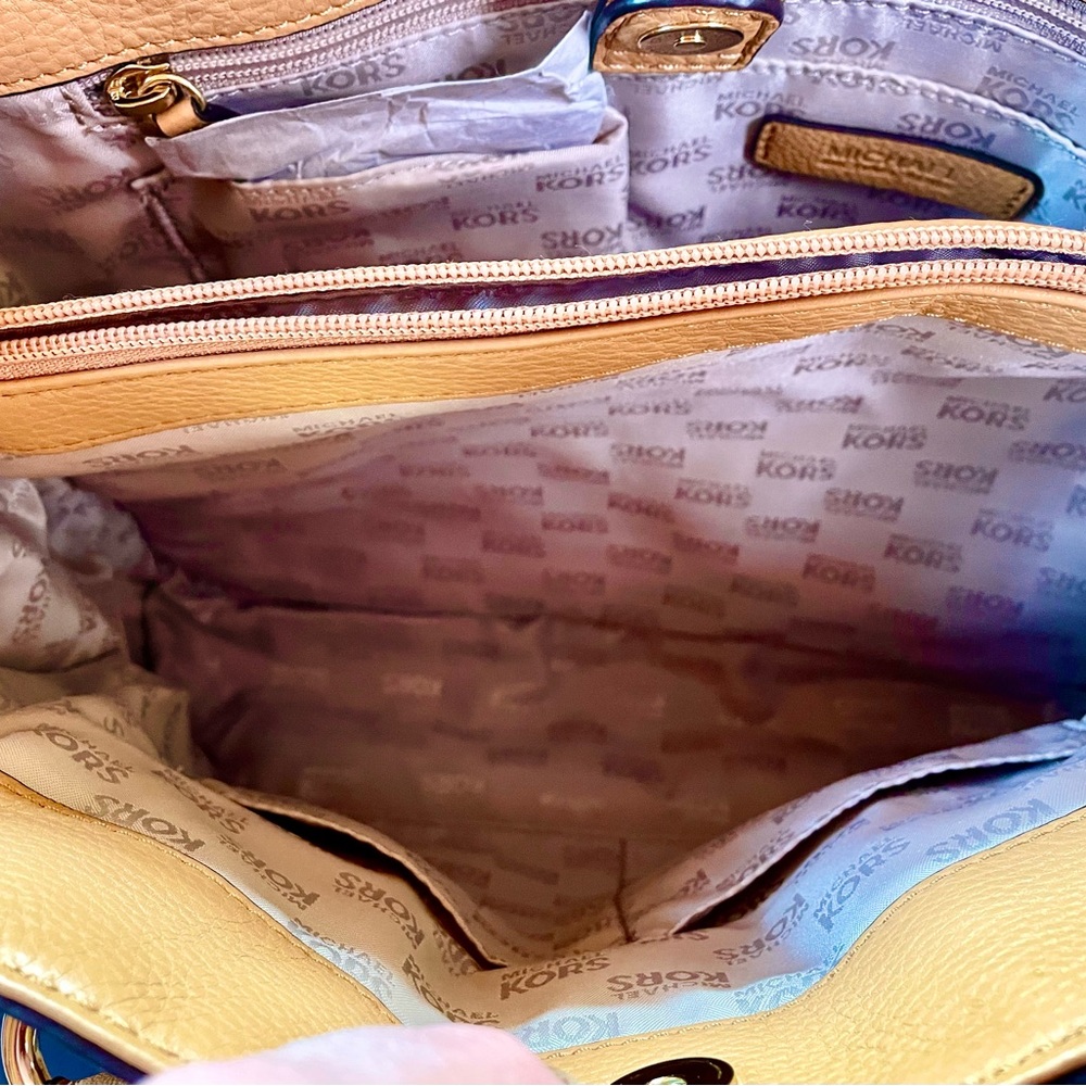 NWT Michael Kors Hamilton Color Peanut Leather Tote Retails: $368.00 - Picture 5 of 5